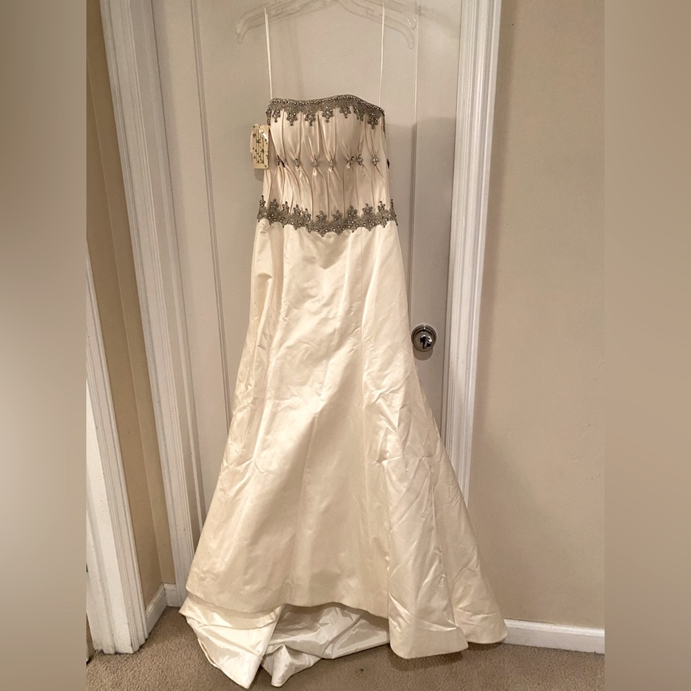 Priscilla of Boston wedding dress